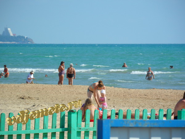 Джемете пансионат &quot;Солнечный&quot; Пляж пансионата &quot;Солнечный&quot; 16 июня 2011 год.